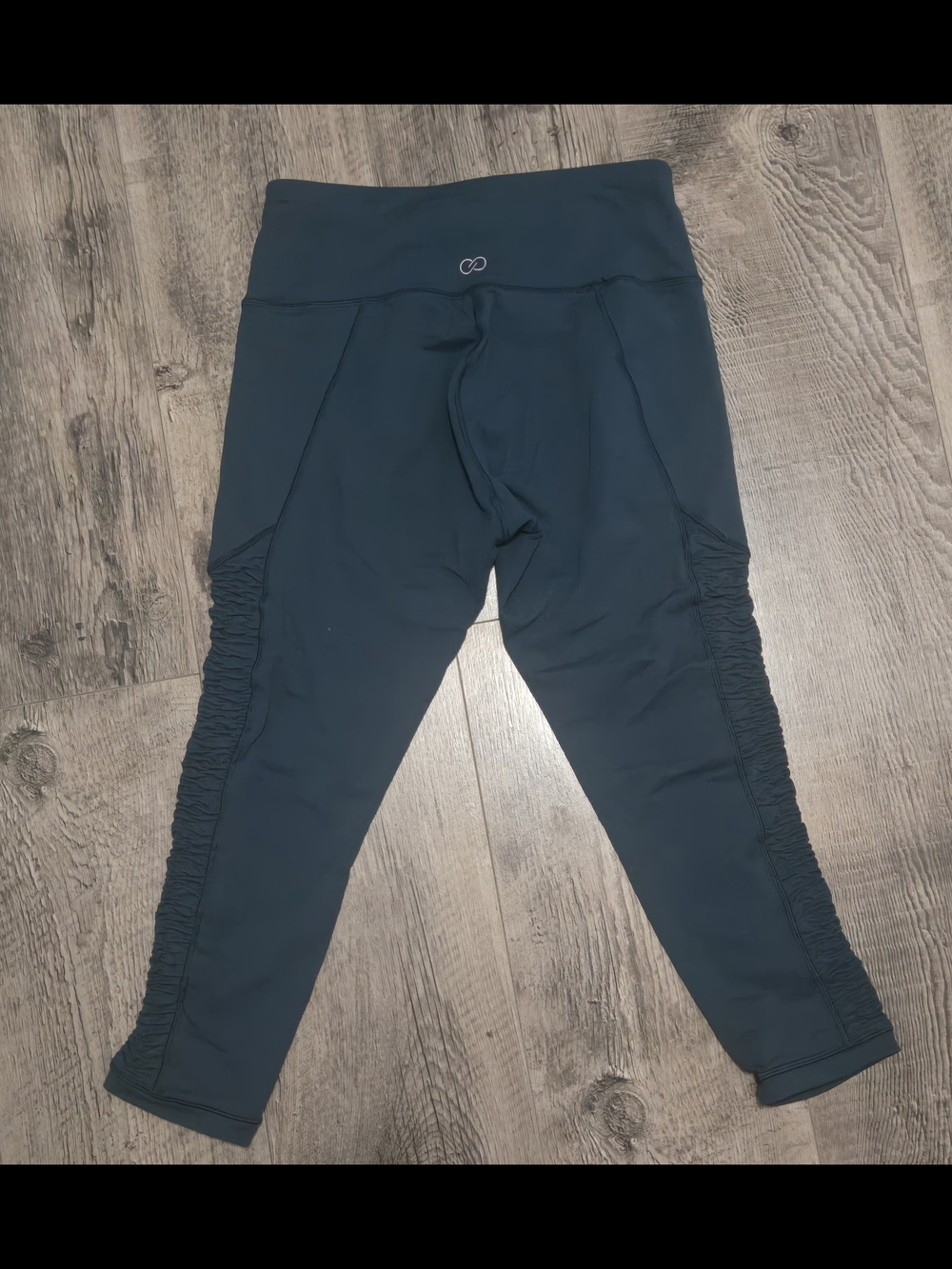 Calia Capri Leggings